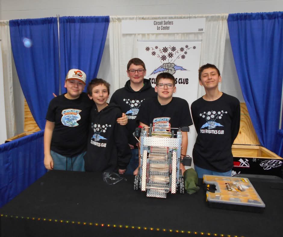 image of Circuit Surfers team